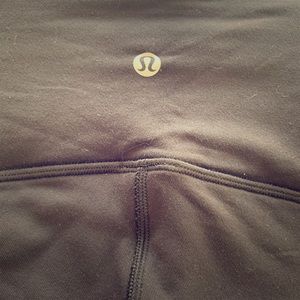BNWT lululemon black tights
